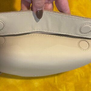 Portland Leather, Koala Sling Bag, Medium, Bon